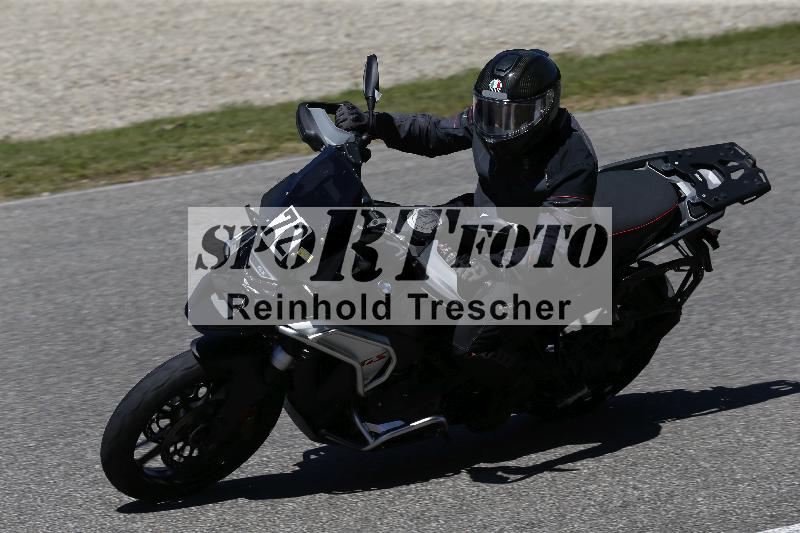 /15 22.05.2026  Plüss Moto Sport  Discover the Bike ADR /Gruppe gelb - Bike 2/72